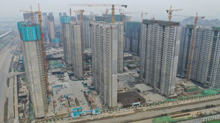 技術變革正展開 山東最高裝配式住宅建筑迎來封頂，房地產業迎來新紀元